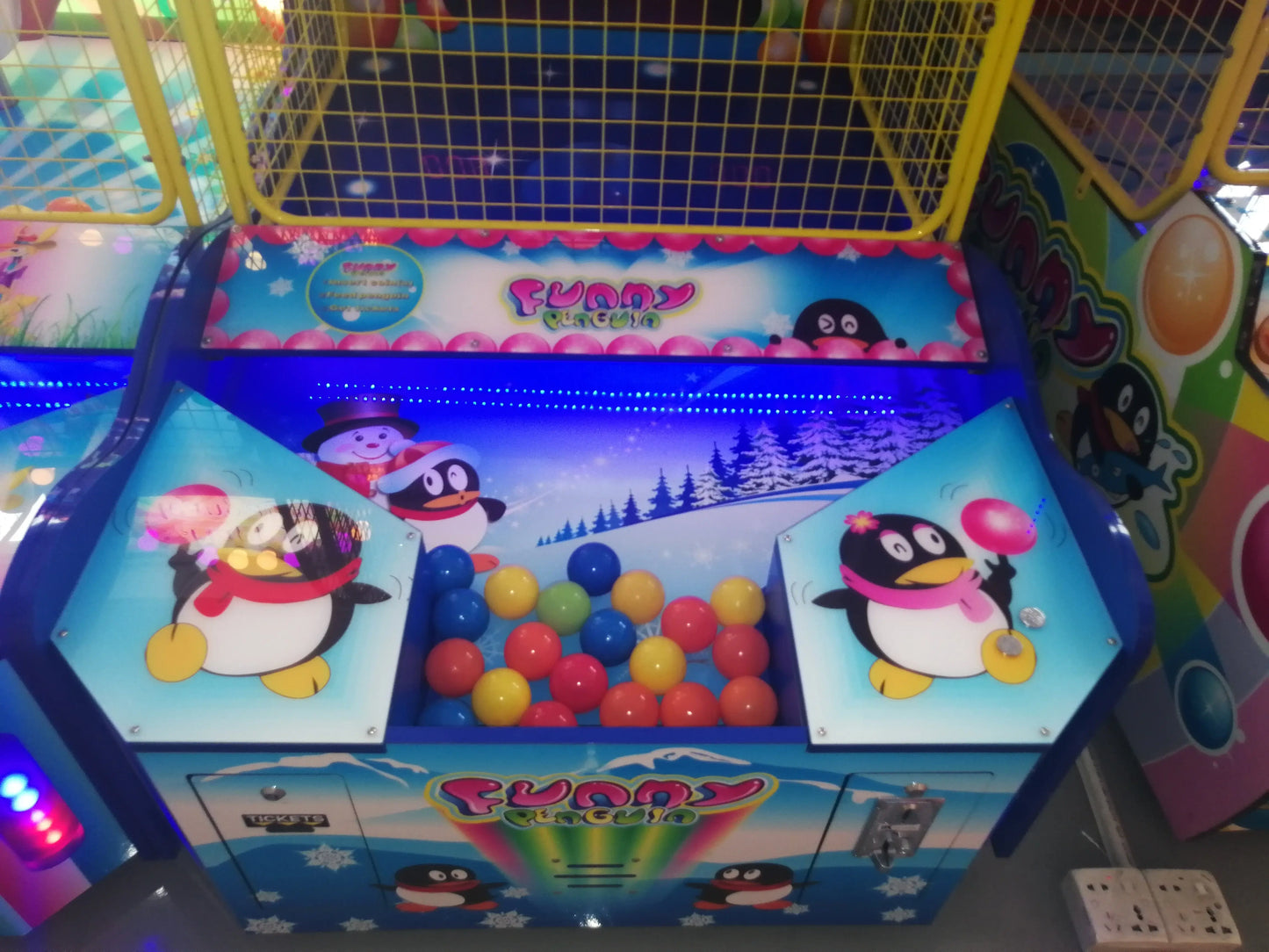 Funny-Penguin-Paradise-Ticket-game-machine-Amusement-Coin-Operated-Funny-Pengiun-II-Lottery-Redemption-Electronic-games-for-kids-Tomy-Arcade