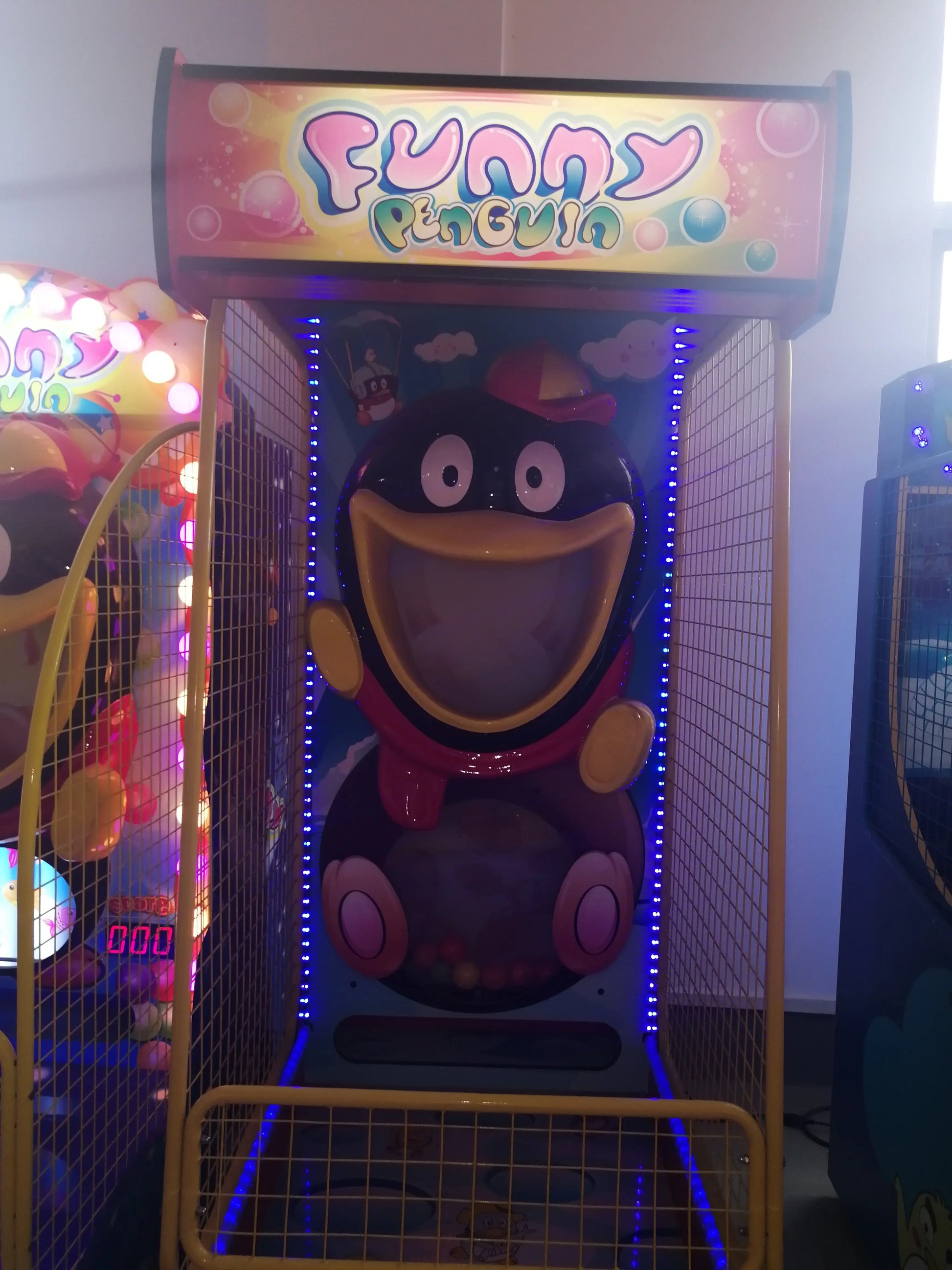 Funny-pengiun-Lottery-game-machine-Amusement-Coin-Operated-Ticket-Redemption-Electronic-games-for-kids-Tomy-Arcade