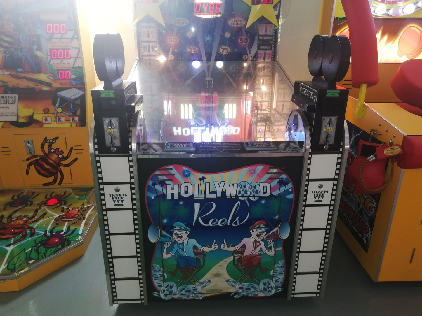 Hollywood-Reels-Lottery-Redemption-game-machine-Amusement-Coin-Operated-Ticket-Redemption-games-Tomy-Arcade