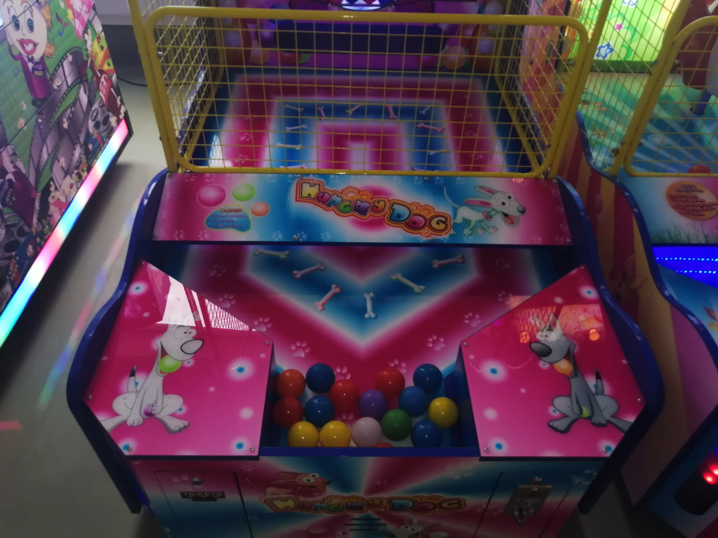 Hungry-Dog-2-game-machine-Amusement-Coin-Operated-Lottery-Ticket-Redemption-Electronic-sports-games-for-kids-Tomy-Arcade