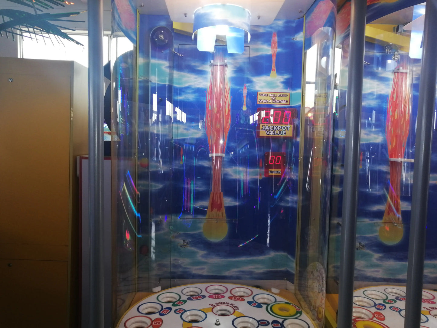 Hole-In-One-Slam-A-Winner-Amusement-Coin-Operated-Lottery-Ticket-Redemption-ocean-park-game-machine-Tomy-Arcade