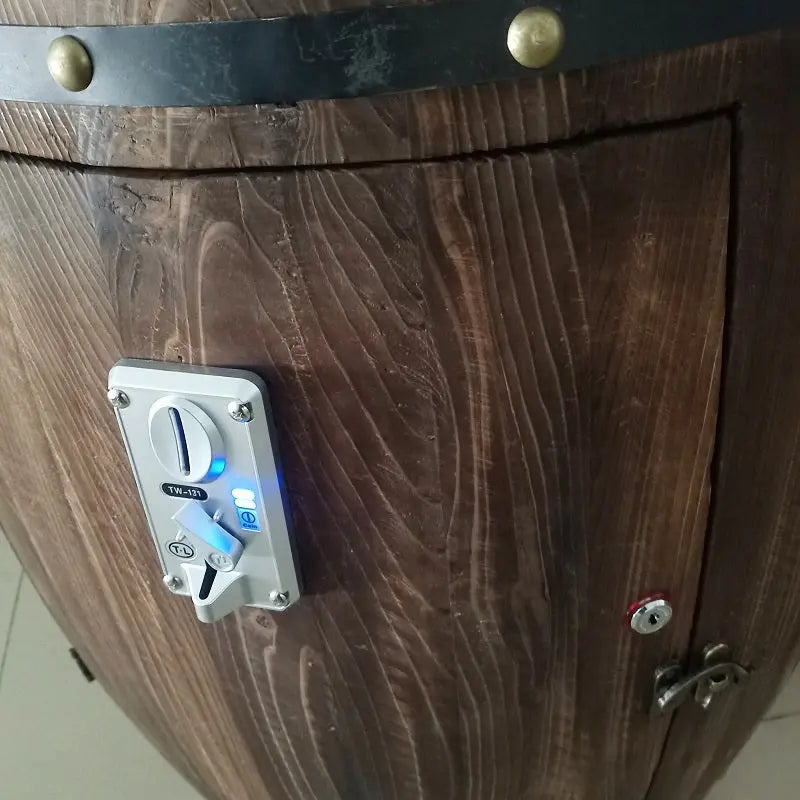 Beer-barrel-cocktail-arcade-game-machine-table-60-in-1-games-Tomy Arcade
