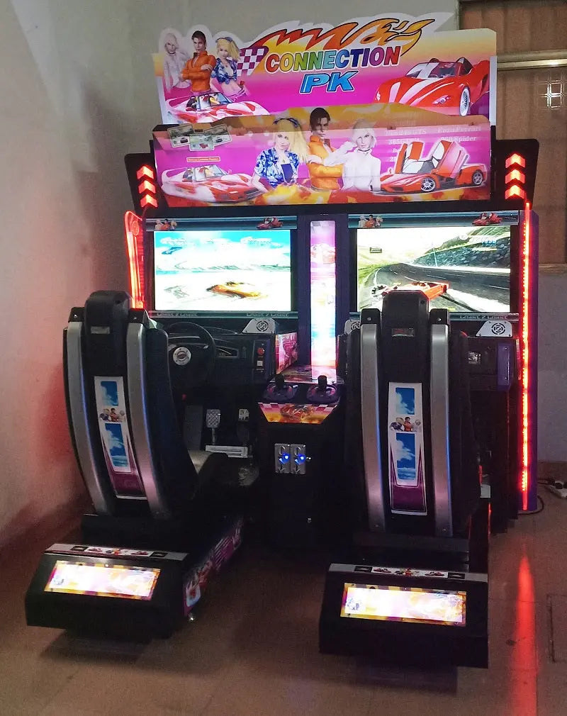 Classic-Connection-Outrun-car-race-games-simulator-double-players-arcade-Coin-Operated-game-machine-Tomy-Arcade