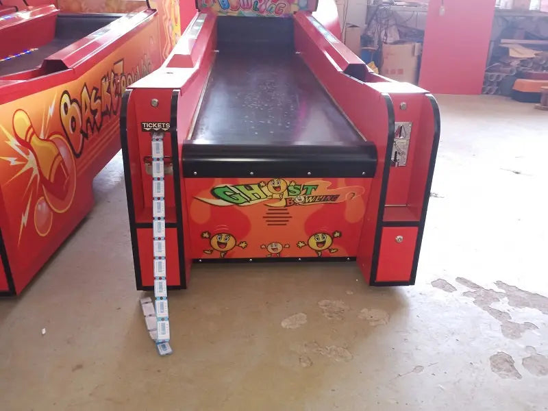 Skee-Ball-Game-Arcade-Carnival-Ghost-Bowling-sport-Redemption-game-machine-Tomy-Arcade