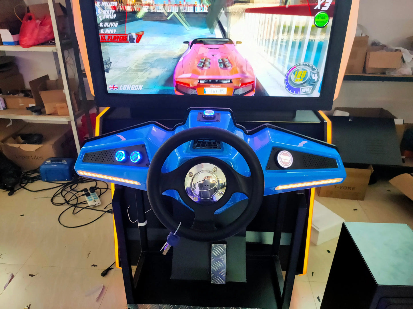 Cruising-Blast-Racing-Game-Machine-Cruis'n-Blast-Simulator-Racing-Car-Dynamic-Storm-game-Tomy-Arcade