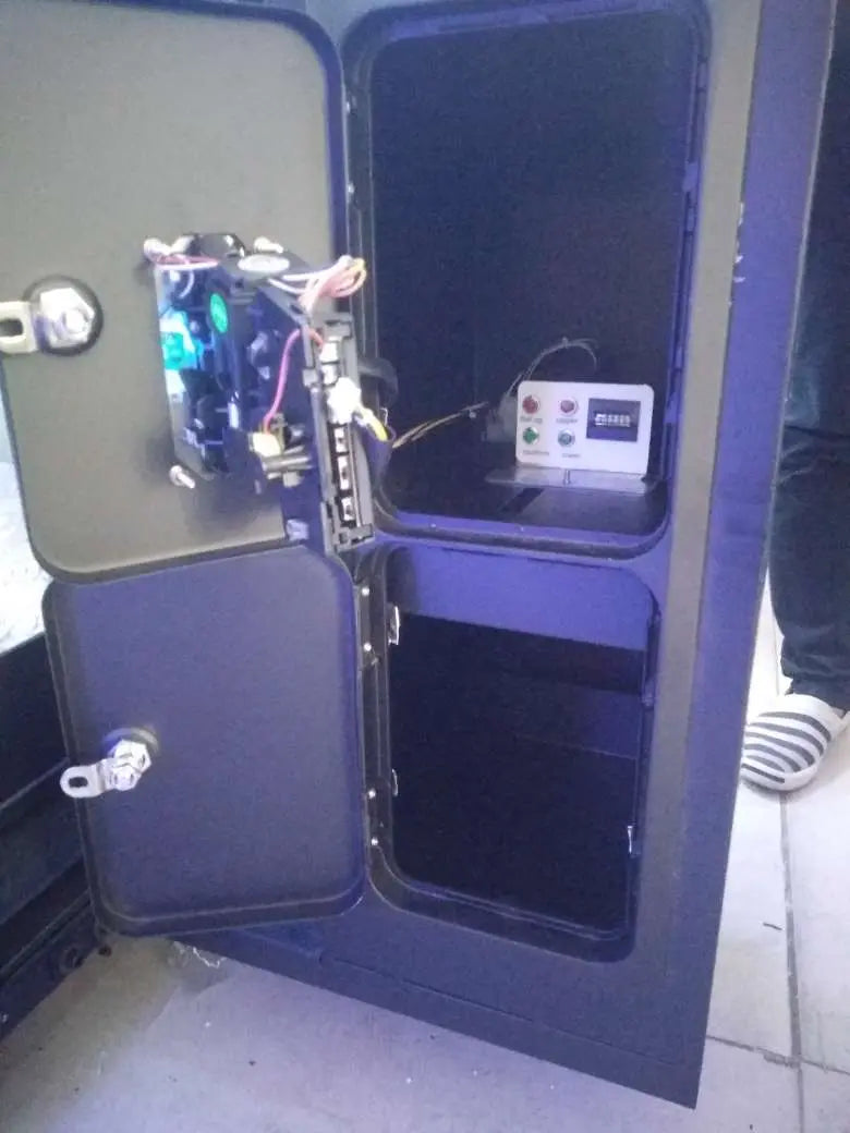 Cruising-Blast-Racing-Game-Machine-Cruis'n-Blast-Simulator-Racing-Car-Dynamic-Storm-game-Tomy-Arcade