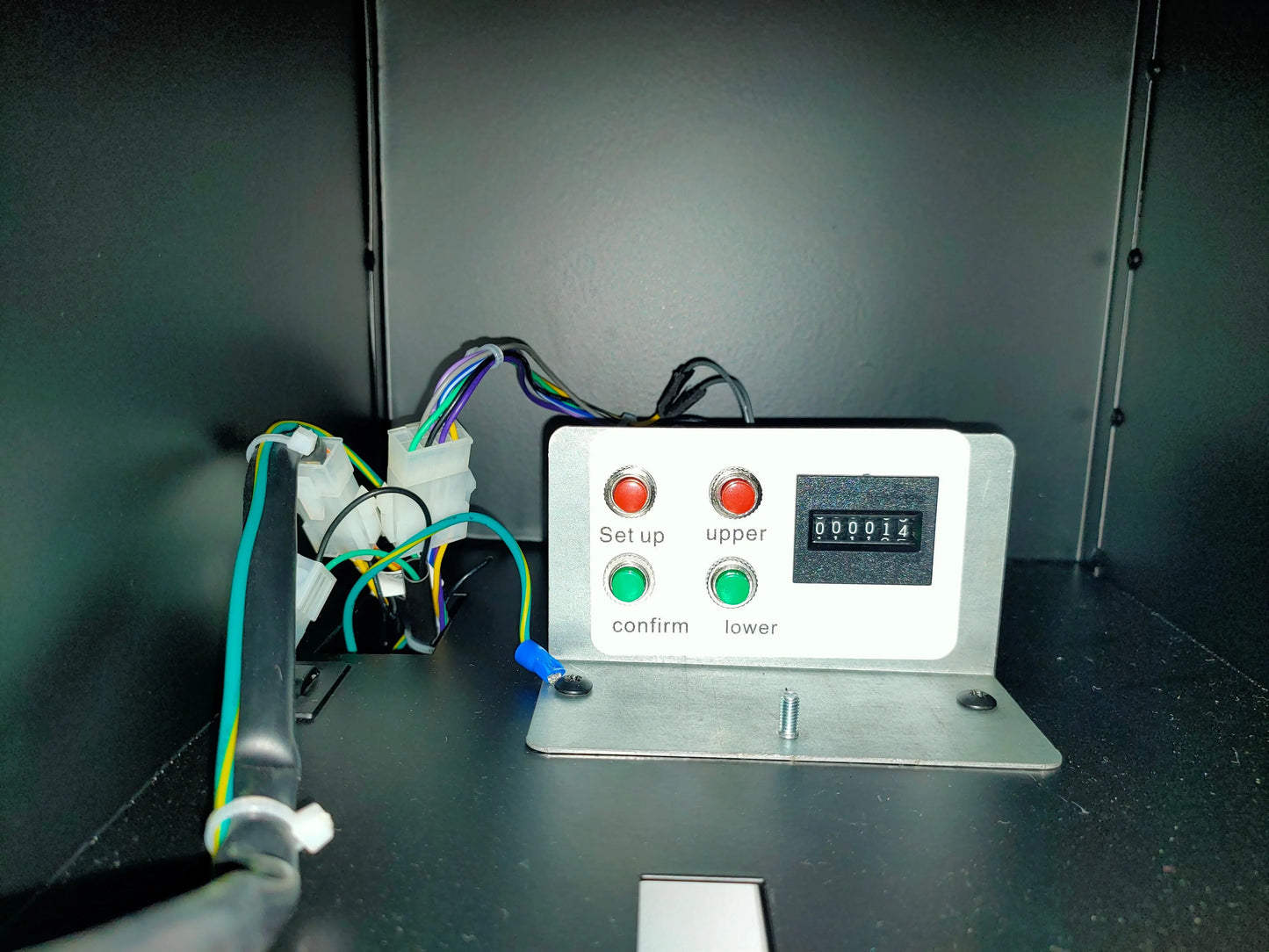 Cruising-Blast-Racing-Game-Machine-Cruis'n-Blast-Simulator-Racing-Car-Dynamic-Storm-game-Tomy-Arcade