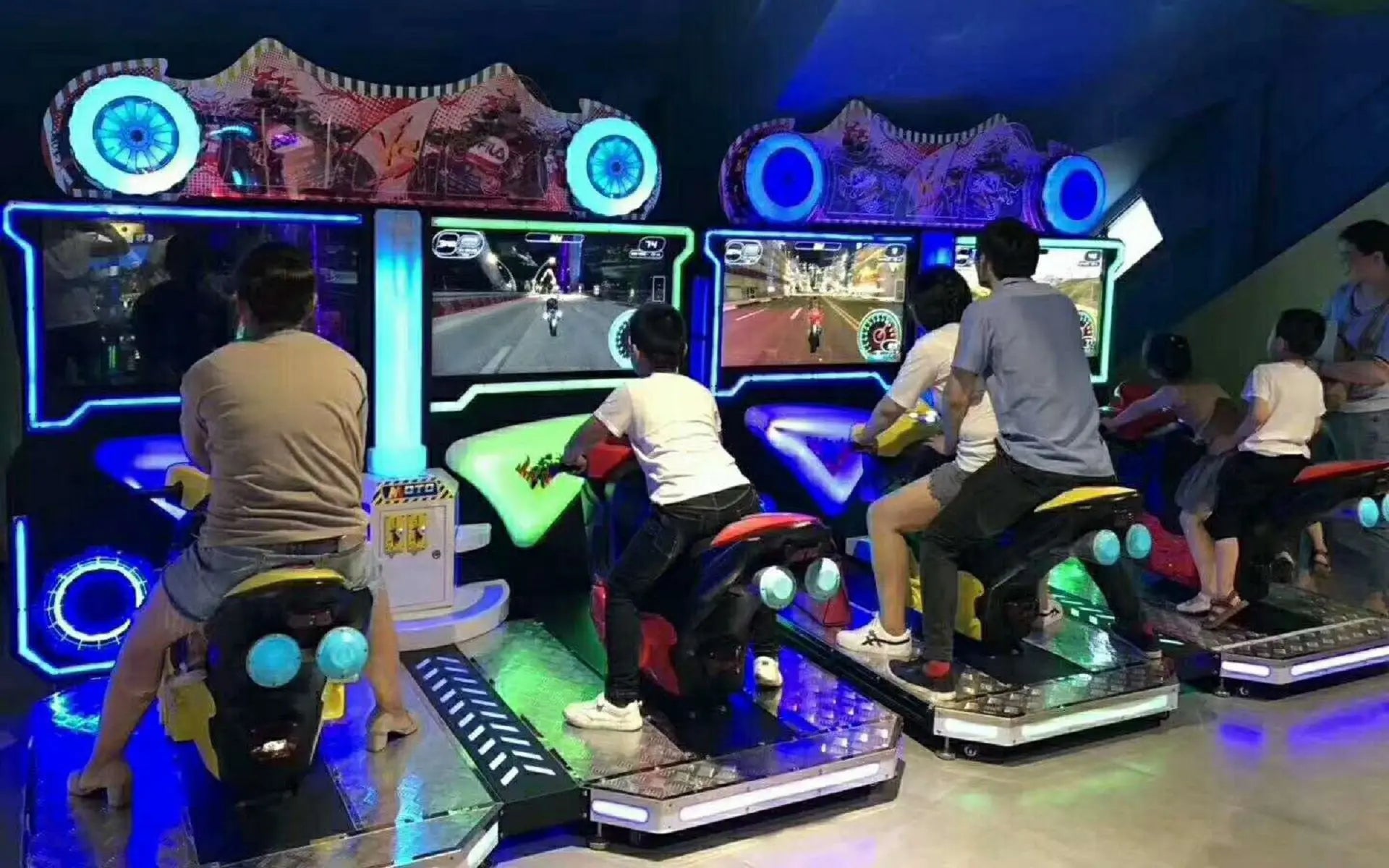 Super-Bikes-2-FF-twins-motor-Hot-Sale-RAW-racing-game-arcade-Coin-Operated-game-machine-Tomy-Arcade-workshop-process