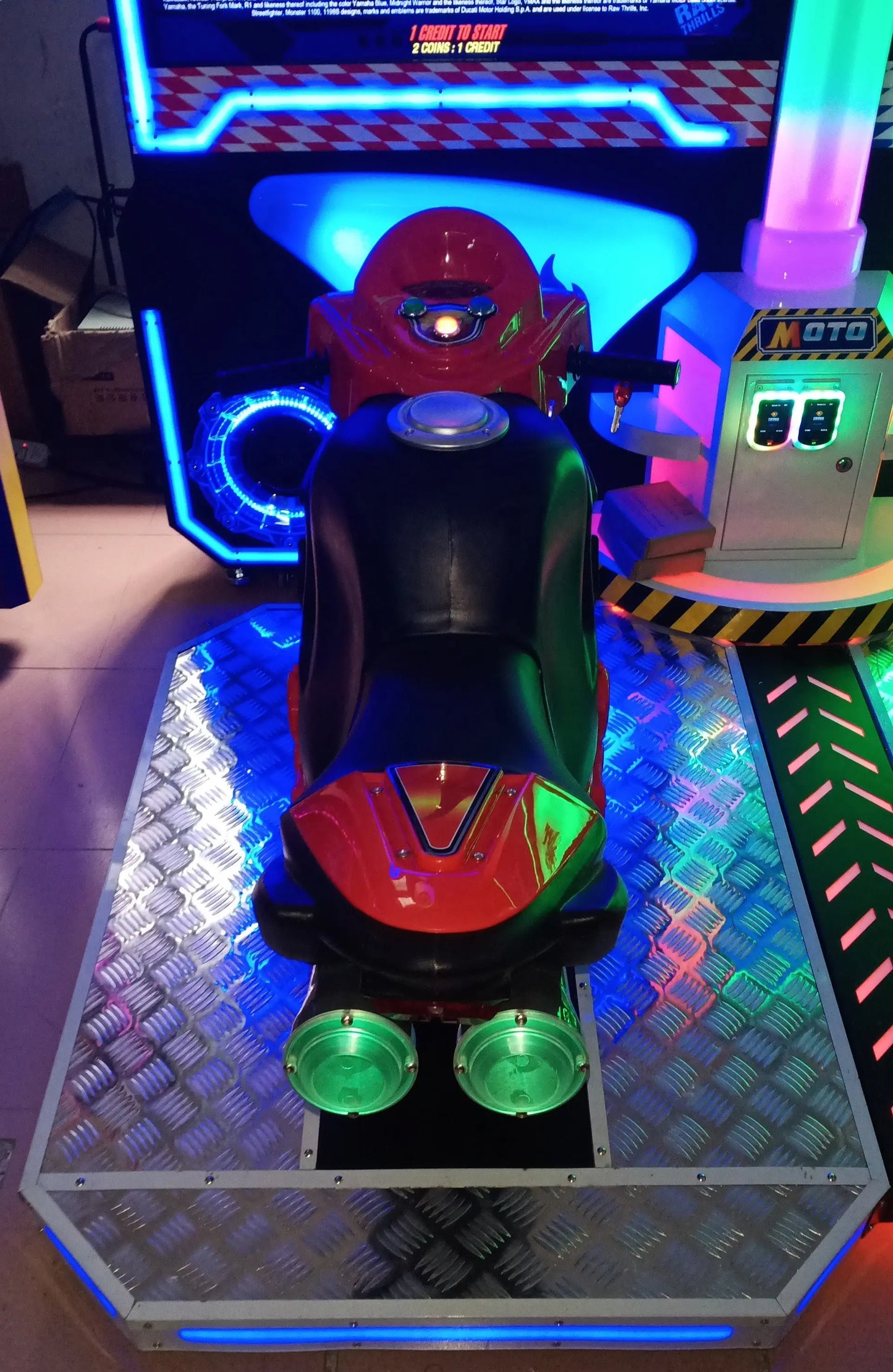 Super-Bikes-2-FF-twins-motor-Hot-Sale-RAW-racing-game-arcade-Coin-Operated-game-machine-Tomy-Arcade-workshop-process