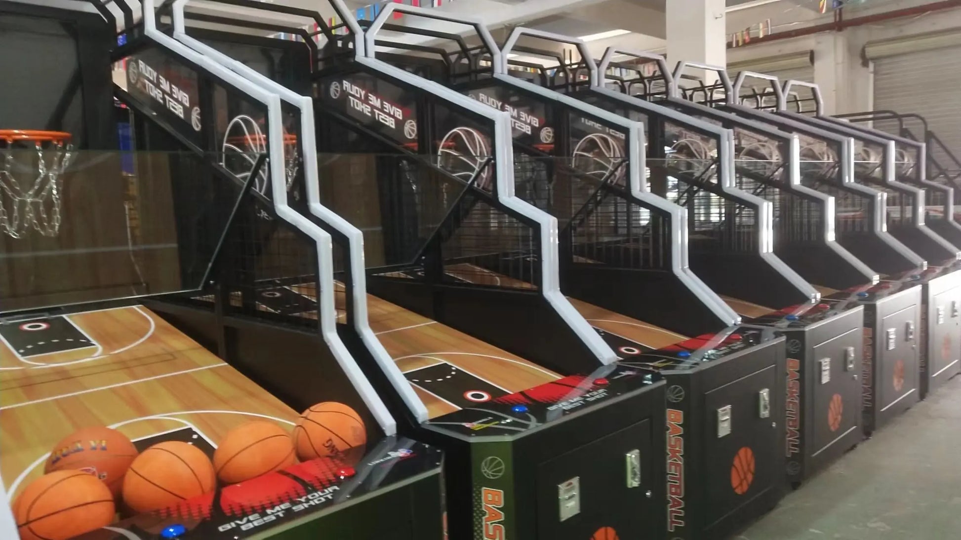 Crazy-basketball-storm-game-machine-Hot-Selling-Amusement-Coin-Operated-55-inch-LCD-screen-Shooting-sports-arcade-games-Tomy-Arcade