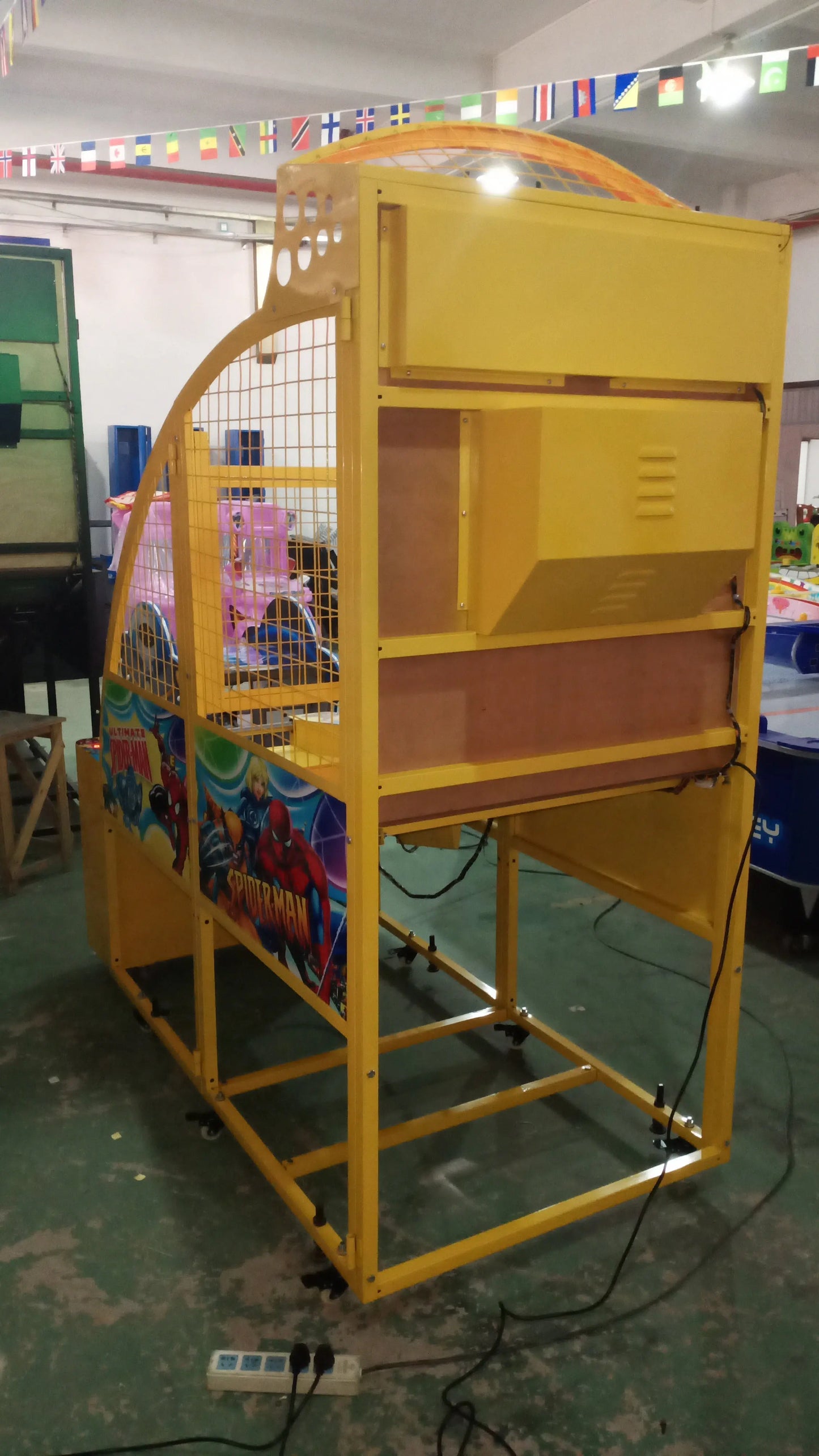 Spider-Man-Basketball-game-machine-Amusement-Coin-Operated-Basketball-Shooting-sports-arcade-Hot-Selling-Tomy-Arcade