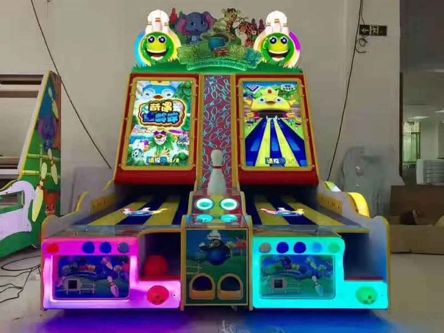 Adventure-Bowling-sport-arcade-game-machine-Hot-sale-Entertainment-Lottery-Redemption-games-Tomy-Arcade