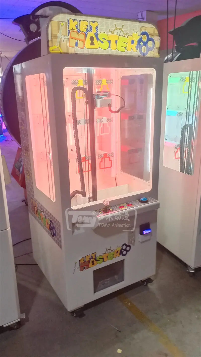 key-master-prize-golden-key-machine-mini-Bill-Acceptor-Cash-Operated-Gift-Toys-game-Machine-For-Sale-Tomy-Arcade