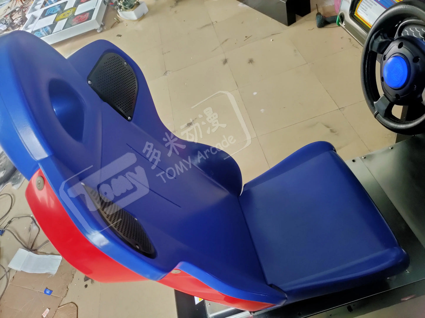 mario-kart-gp2-arcade-japan-racing-arcade-game-machine-Tomy-Arcade