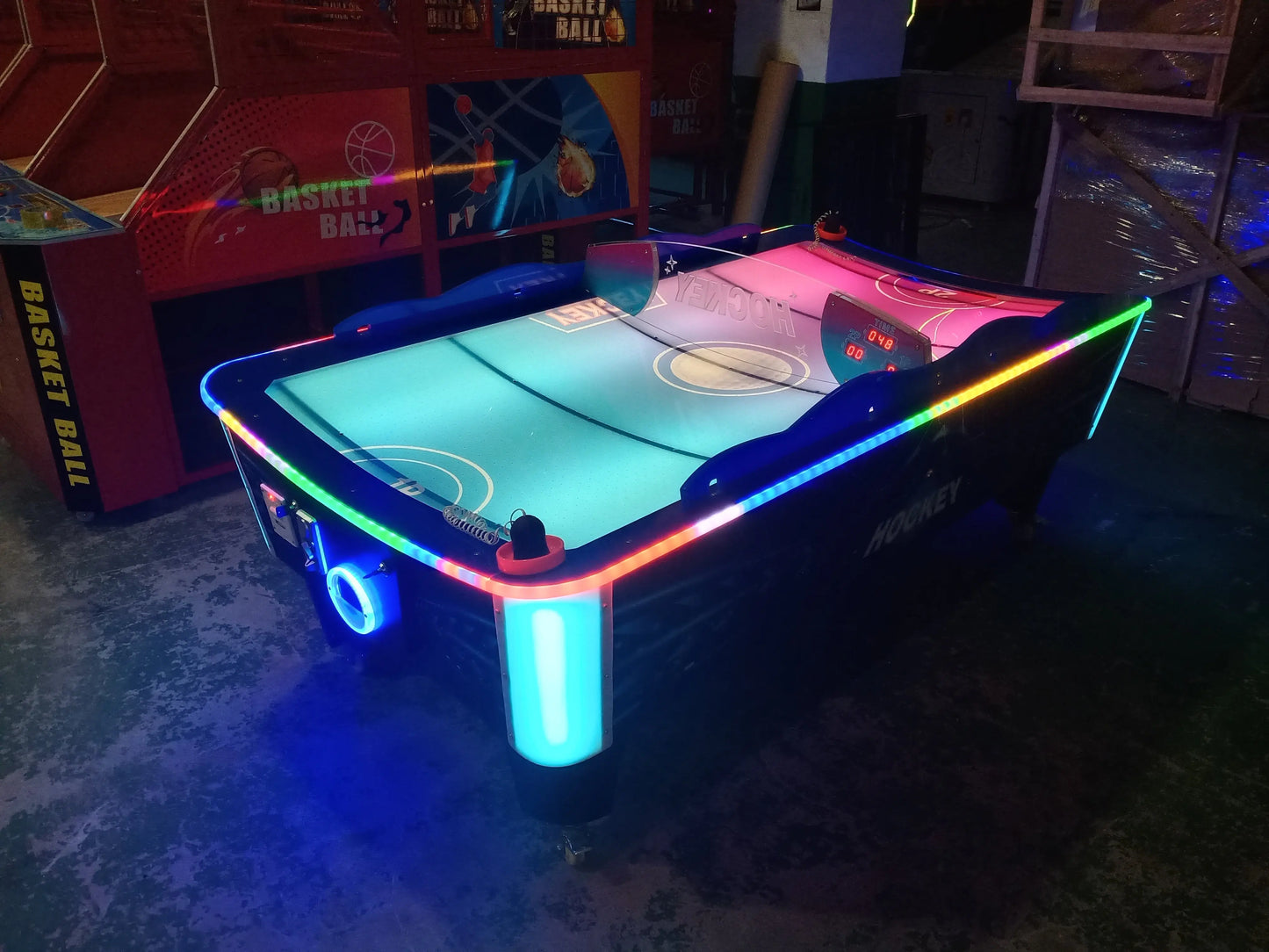Curved-Surface-Air-Hockey-Arcade-Game-Machine-Classic-Sport-Air-Hockey-Table-Tomy-Arcade