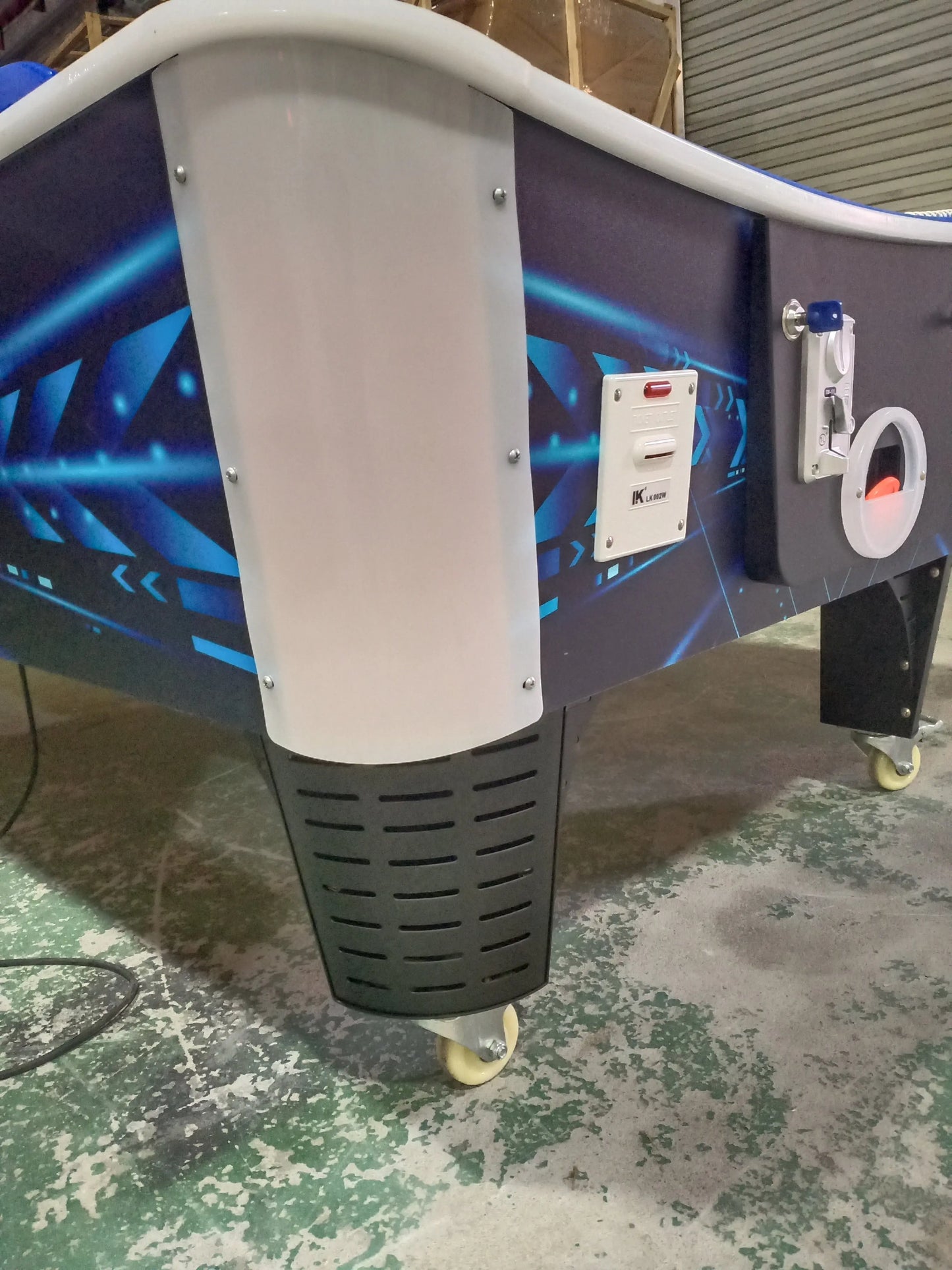 Curved-Surface-Air-Hockey-Arcade-Game-Machine-Classic-Sport-Air-Hockey-Table-Tomy-Arcade