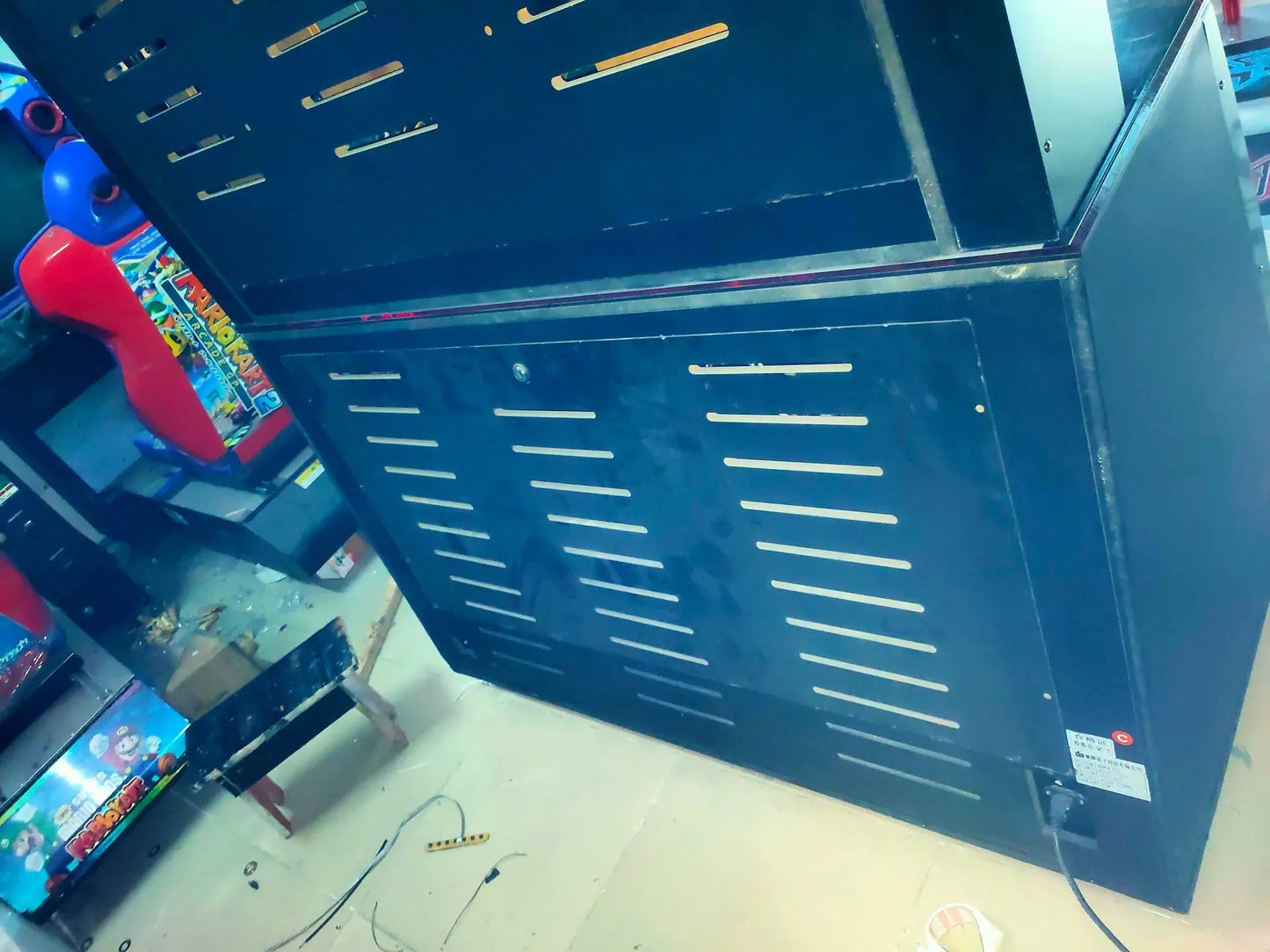 Pump-it-up-FIESTA-EX-piu-2011-Retro-Amusement-Rhythm-musice-video-Dancing-arcade-Game-machine-Tomy-arcade