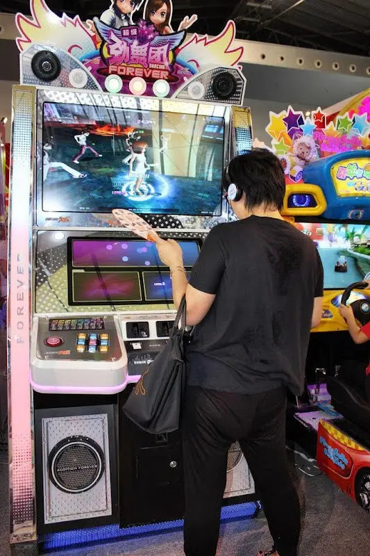 DANCE-FOREVER-Game-Machine-Retro-Amusement-Coin-Operated-Dancing-Arcade-USED-Tomy-Arcade