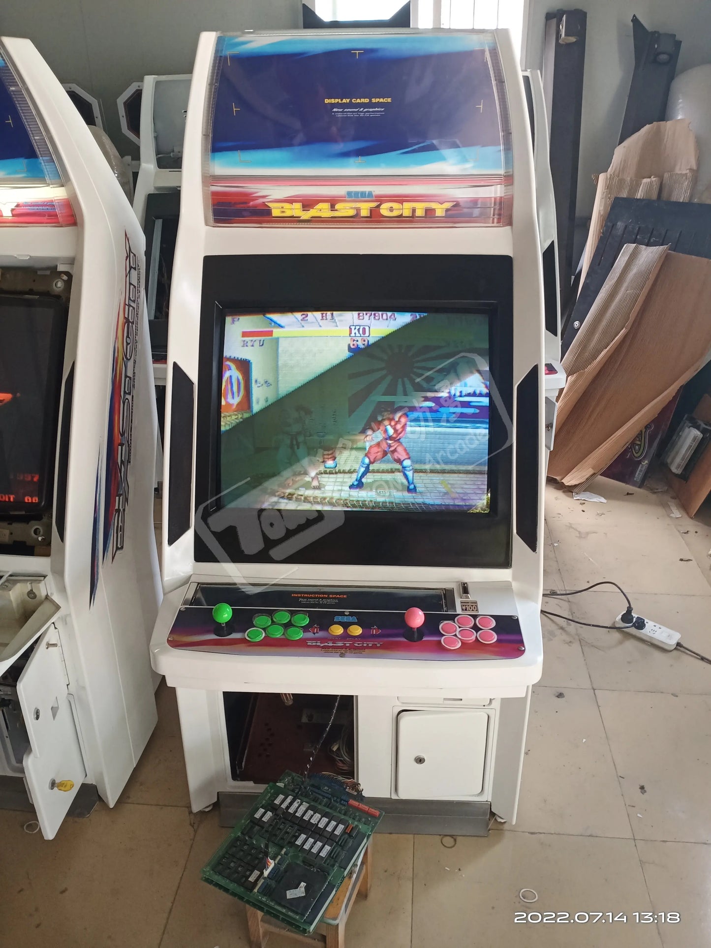 Sega-Retro-Blast-City-Arcade-game-machie-Tomy-Arcade