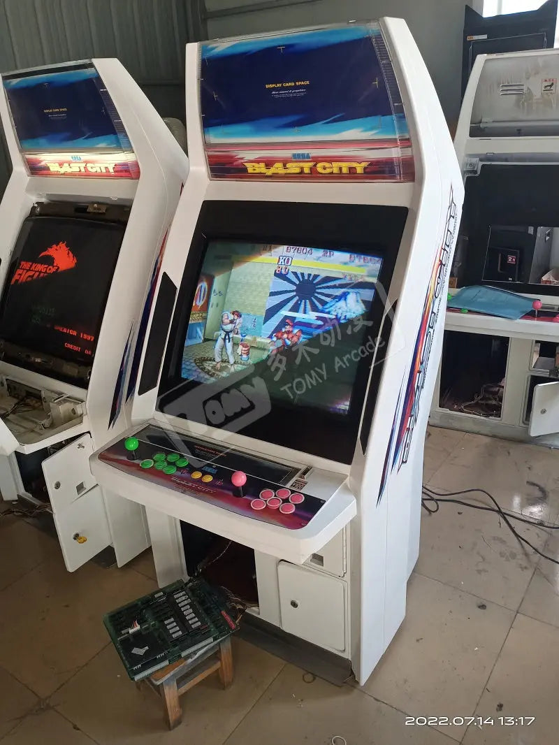 Sega-Retro-Blast-City-Arcade-game-machie-Tomy-Arcade