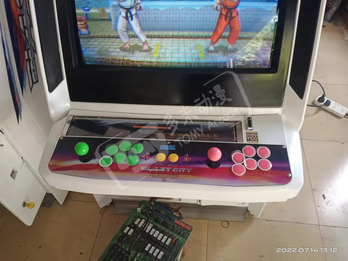 Sega-Retro-Blast-City-Arcade-game-machie-Tomy-Arcade
