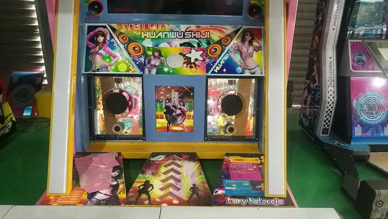 Huan-Wu-Shi-Ji-Dancing-machine-Amusement-Station-coin-operated-Video-Arcade-Music-games-Tomy-Arcade