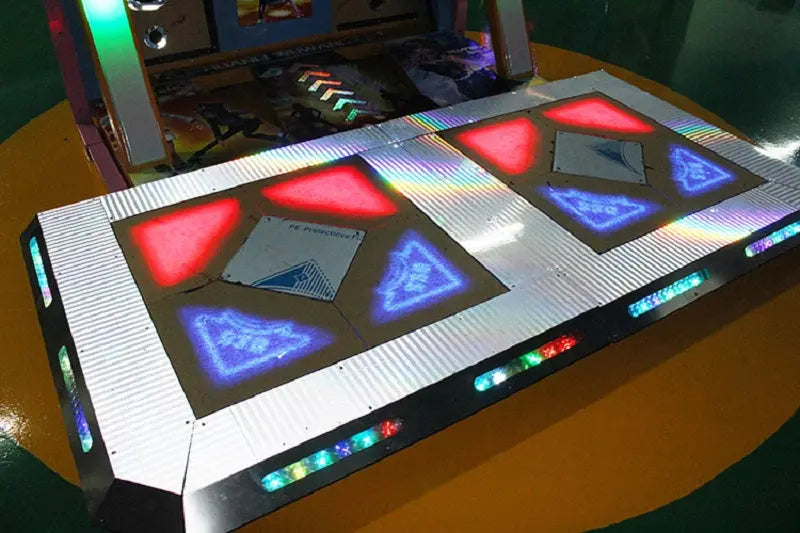 Huan-Wu-Shi-Ji-Dancing-machine-Amusement-Station-coin-operated-Video-Arcade-Music-games-Tomy-Arcade