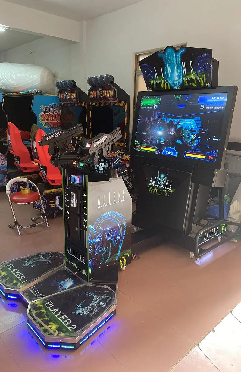 Aliens-Arcade-Shooting-Game-Machine-With-Special-Gun-Dynamic-platform-55-inch-2-Players-video-coin-operated-games-Tomy-Arcade