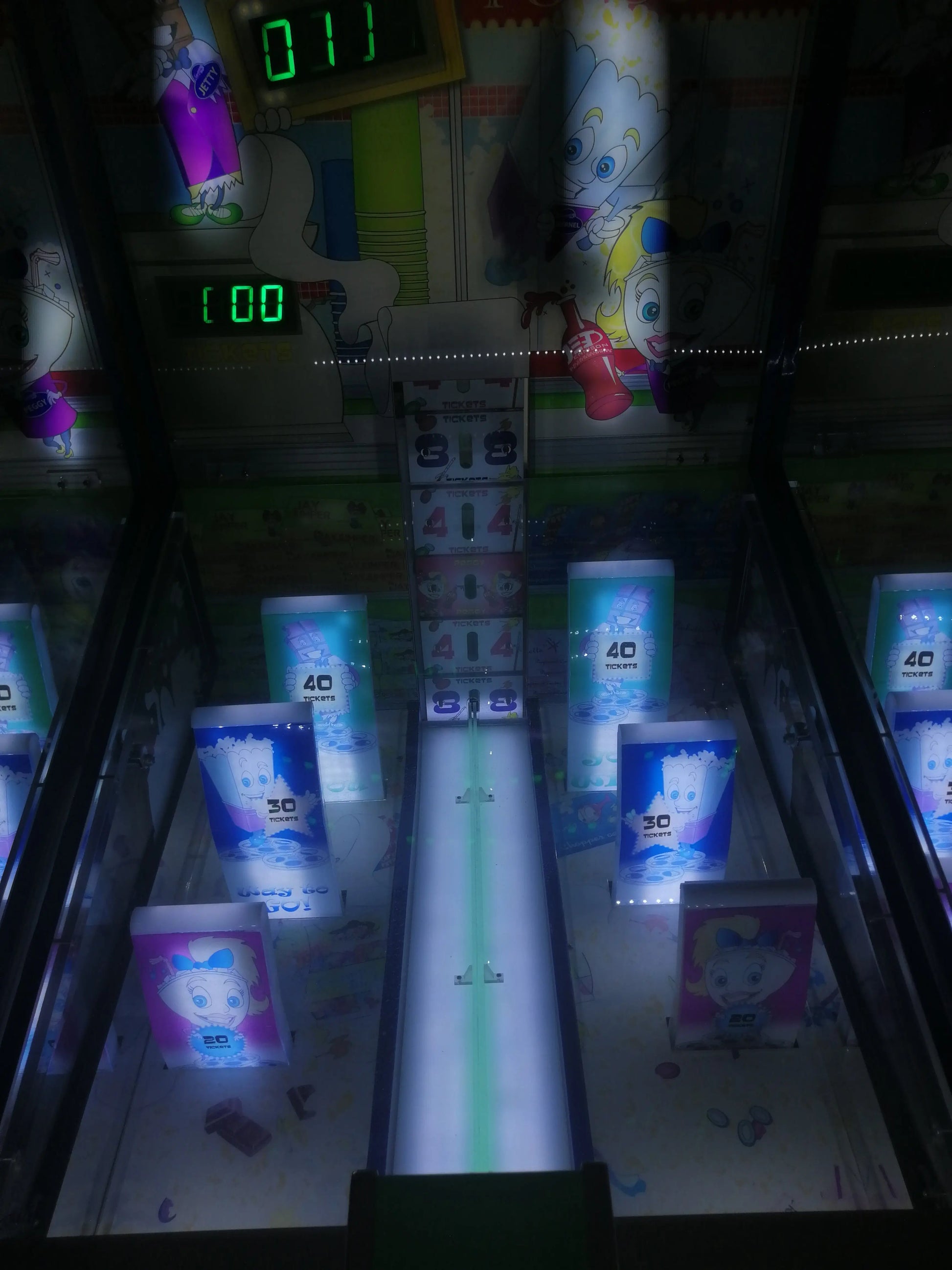 Hollywood-Reels-Tnter-mission-game-machine-Amusement-Coin-Operated-Lottery-Ticket-Redemption-games-Tomy-Arcade