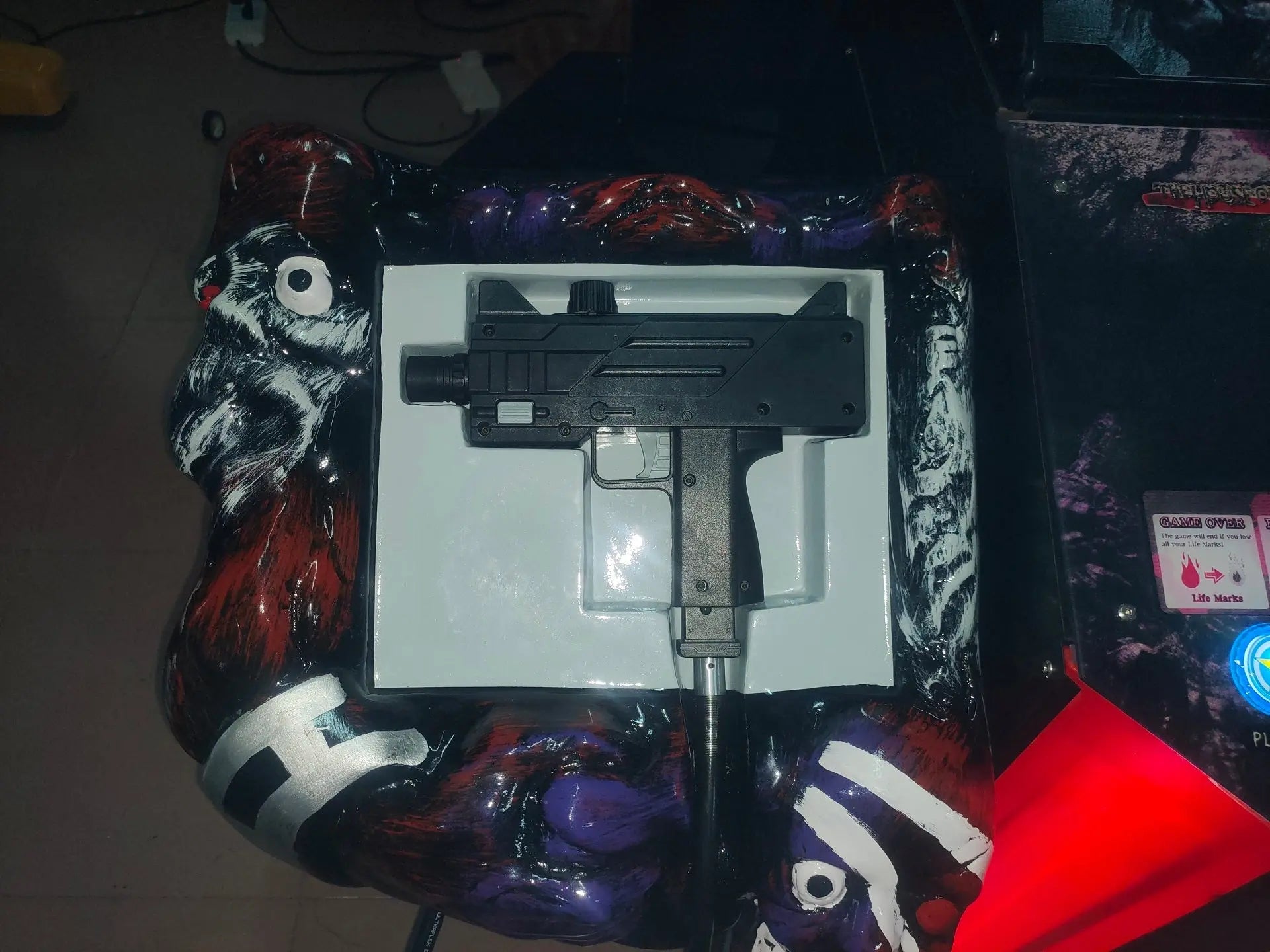 The-House-Of-The-Dead-4-IV-Coin-Operated-Video-Arcade-Shooting-Electronic-game-Machines-Distributor-Tomy-Arcade