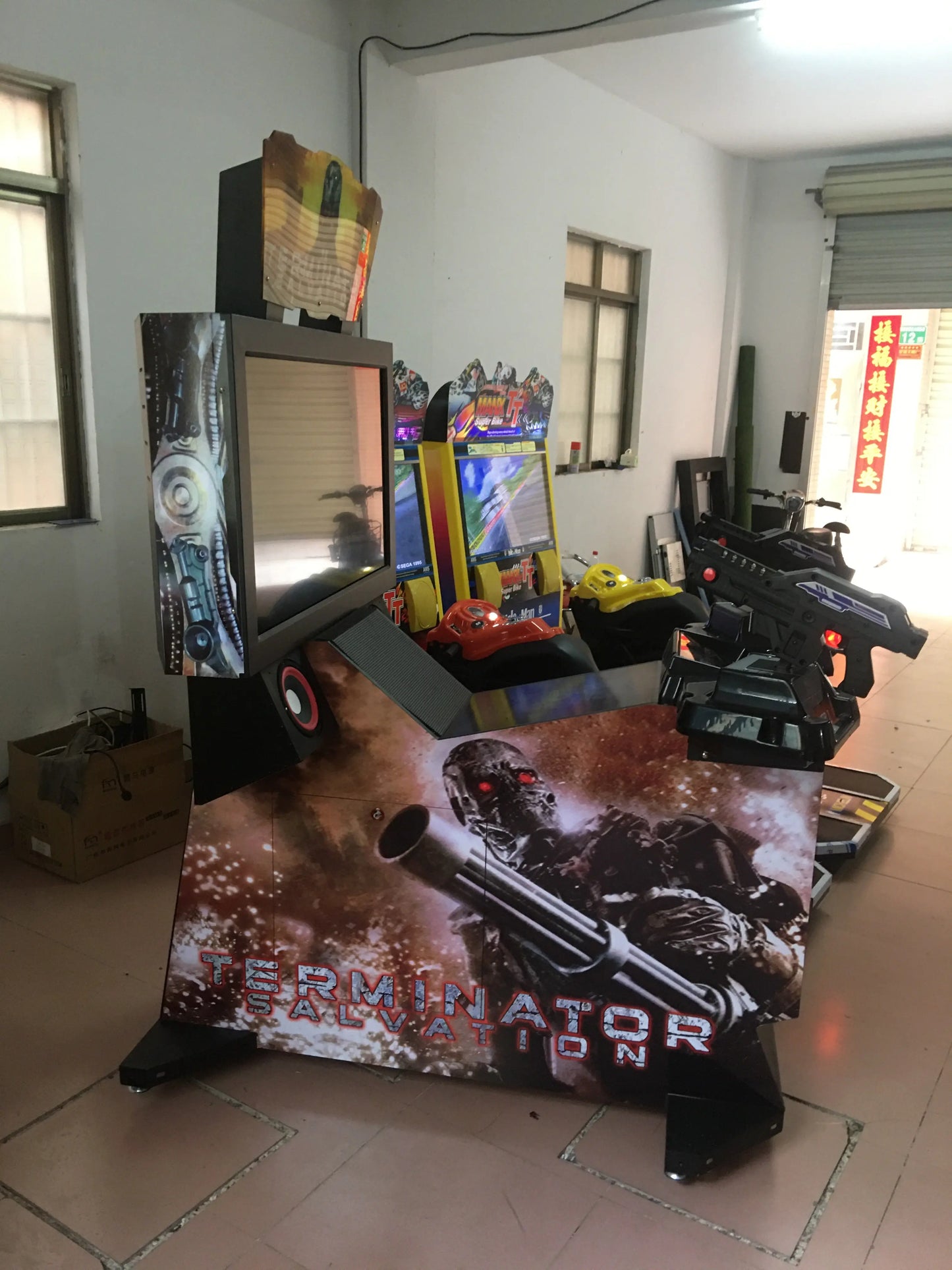 Erminator-Salvation-Shooting-Gun-Game-Machine-Exciting-Amusement-Arcade-Video-Gun-Shooting-games-Tomy-Arcade
