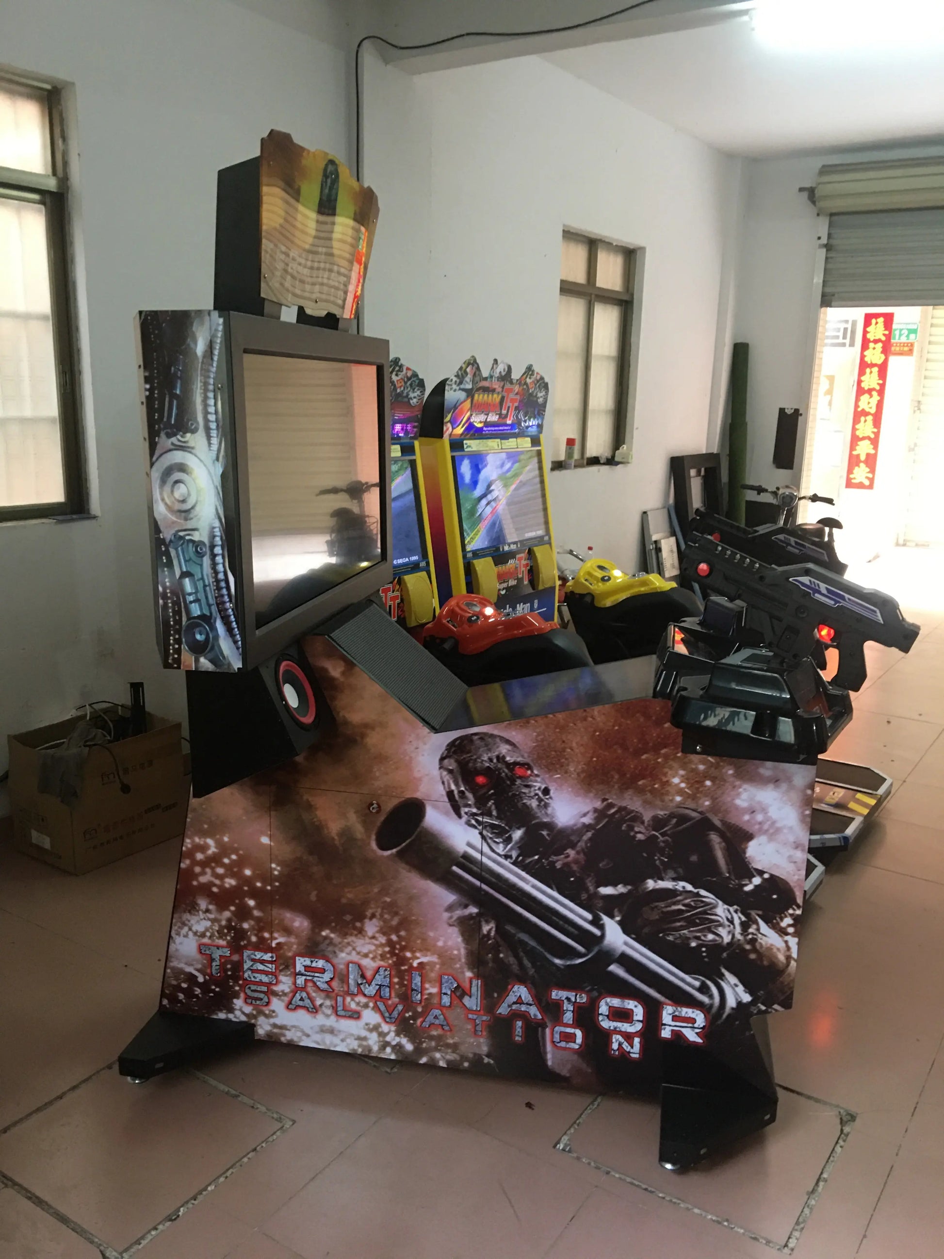 Erminator-Salvation-Shooting-Gun-Game-Machine-Exciting-Amusement-Arcade-Video-Gun-Shooting-games-Tomy-Arcade