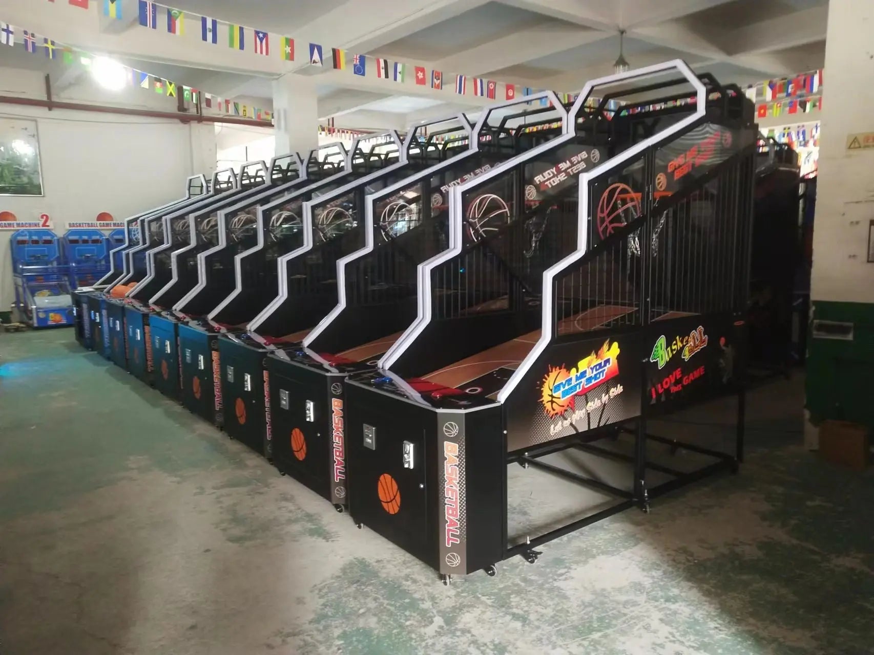 Crazy-basketball-storm-game-machine-Hot-Selling-Amusement-Coin-Operated-55-inch-LCD-screen-Shooting-sports-arcade-games-Tomy-Arcade