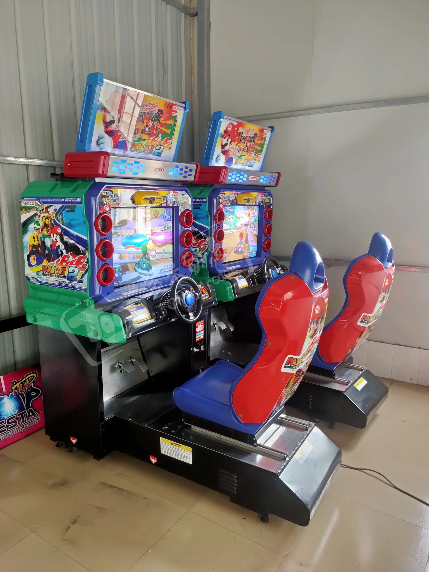 mario-kart-gp2-arcade-japan-racing-arcade-game-machine-Tomy-Arcade