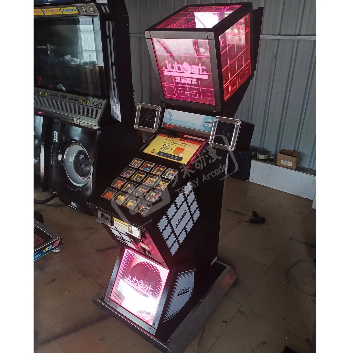 Bemani-Jubeat-Musical-Rhythm-Game-Retro-Konami-Retro-machines-tomy-arcade