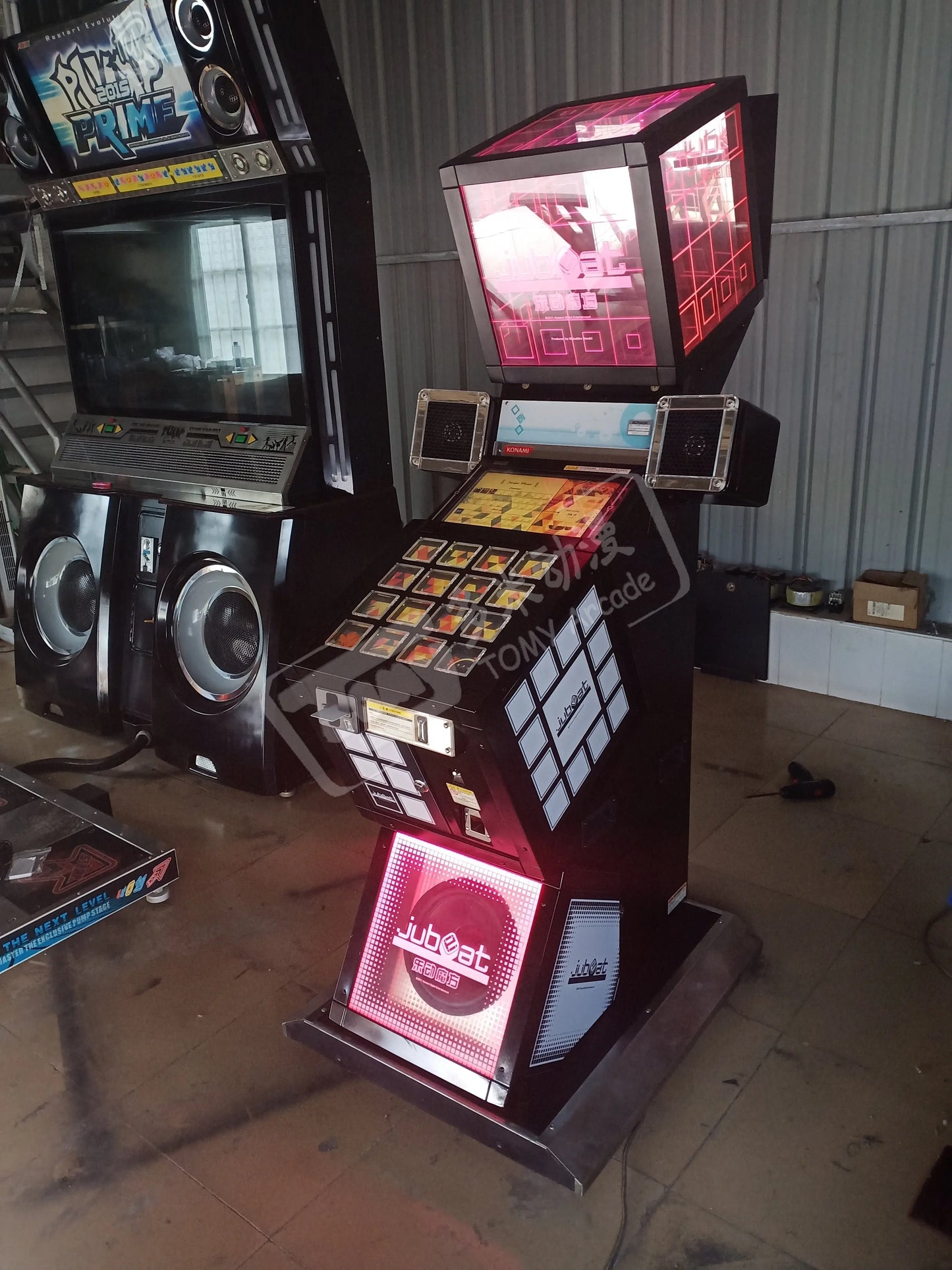 Bemani-Jubeat-Musical-Rhythm-Game-Retro-Konami-Retro-machines-tomy-arcade