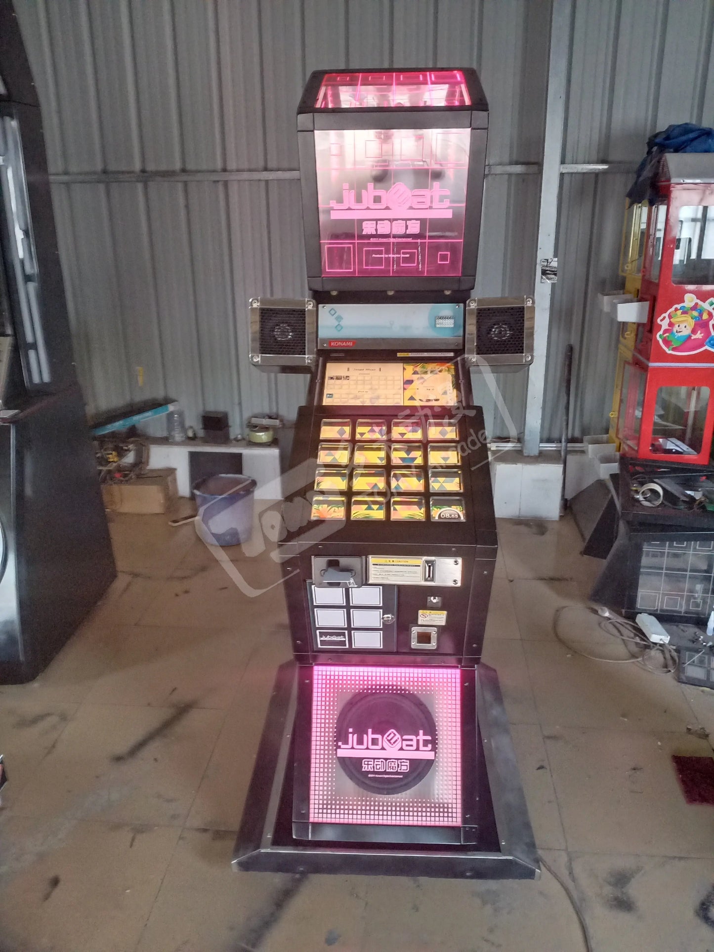 Bemani-Jubeat-Musical-Rhythm-Game-Retro-Konami-Retro-machines-tomy-arcade