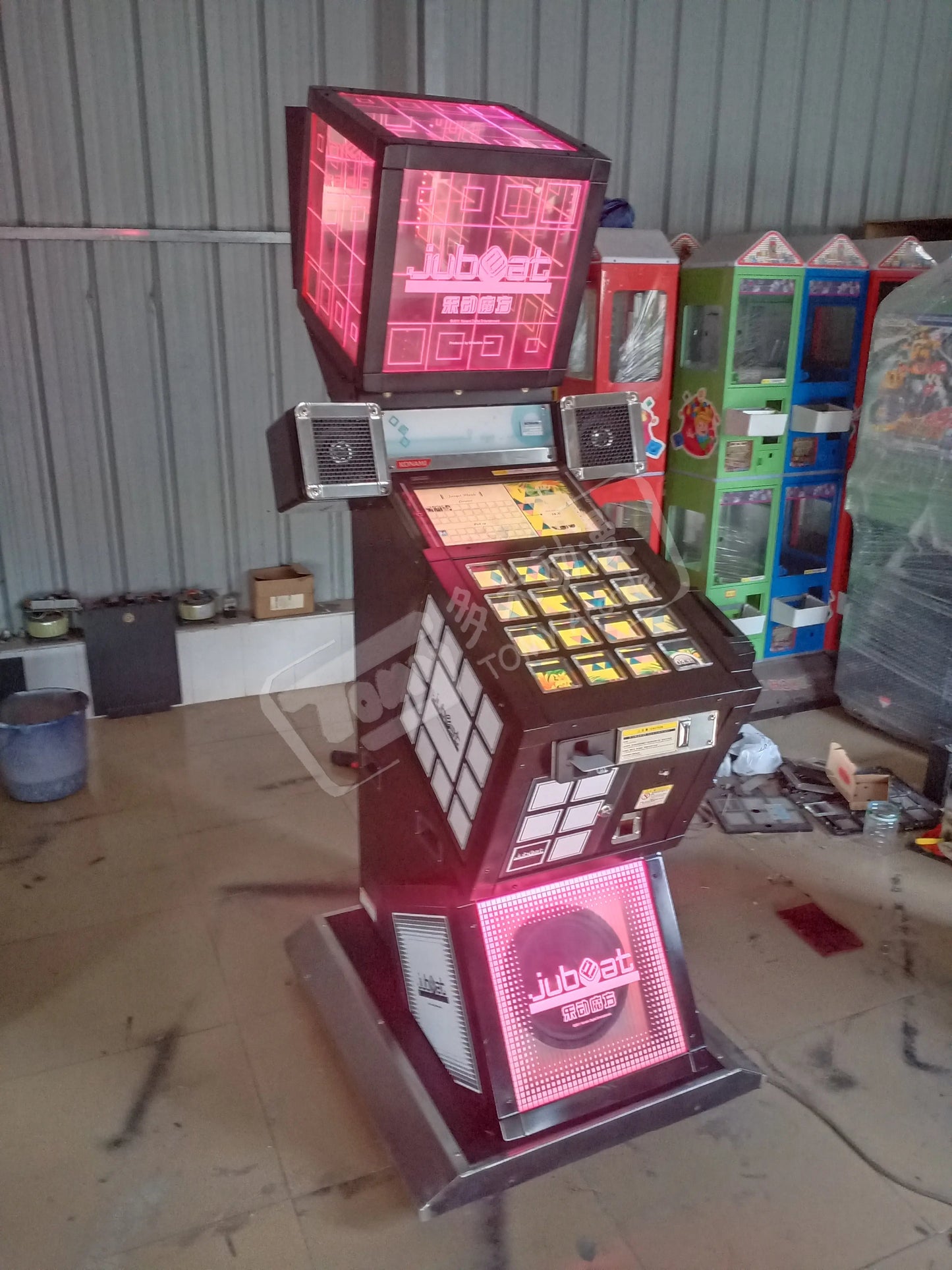 Bemani-Jubeat-Musical-Rhythm-Game-Retro-Konami-Retro-machines-tomy-arcade